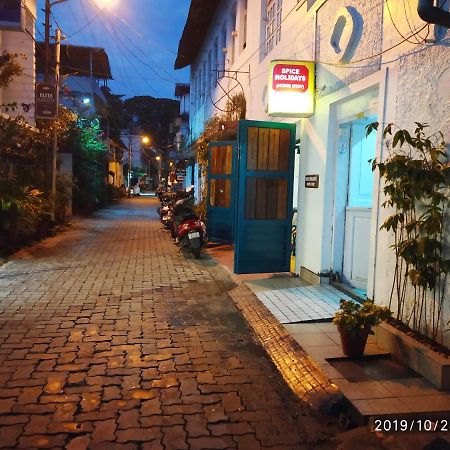 Spice Holidays Ξενοδοχείο Kochi Εξωτερικό φωτογραφία